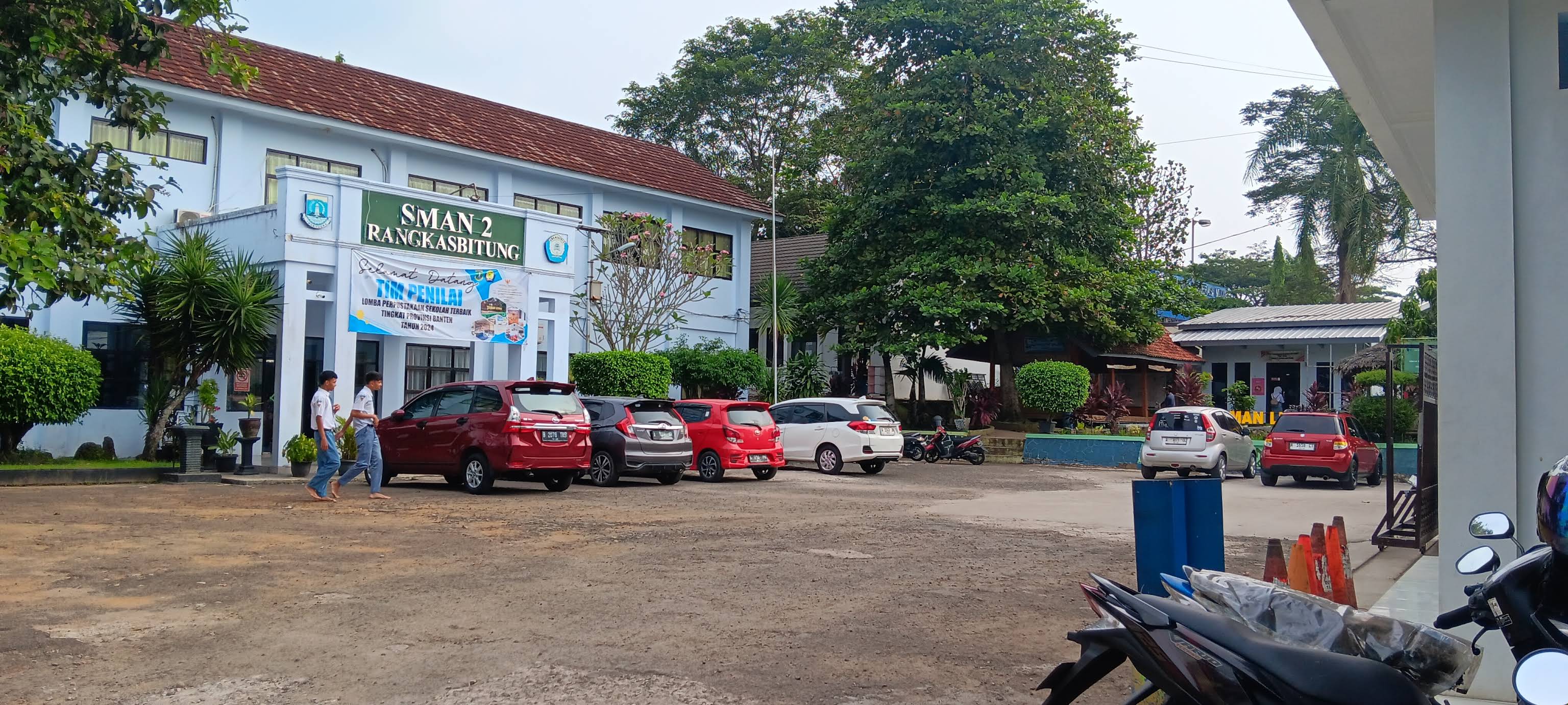 Tampilan area utama SMAN 2 Rangkasbitung